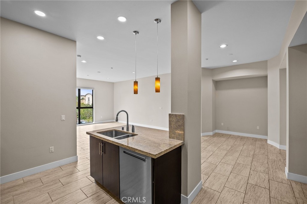 402 Rockefeller, Unit 305 Irvine, CA 92612 - Photo 7 of 45