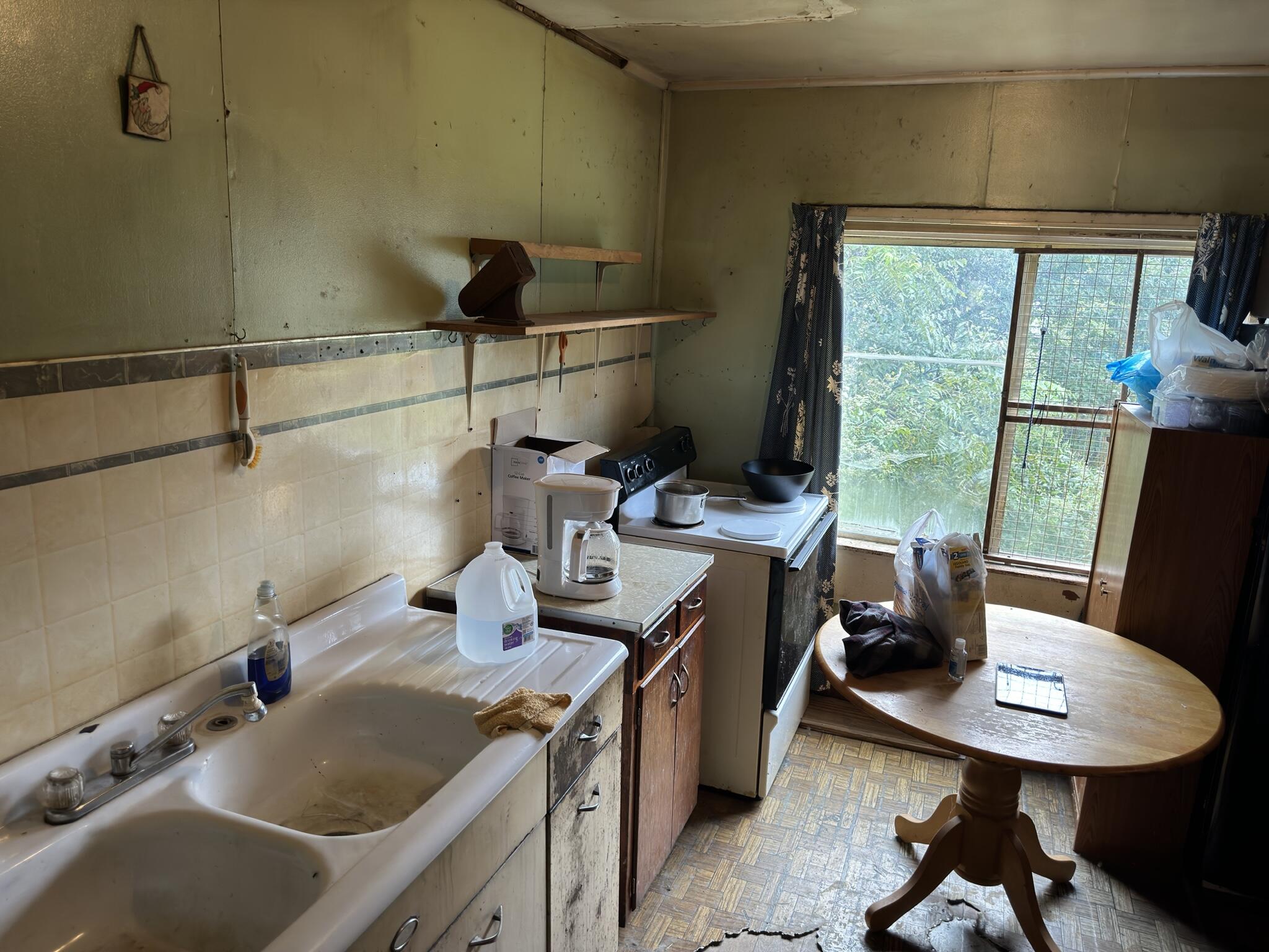 2433 East Hazel Mountain Road Dante, VA 24237 - Photo 12 of 20 3DD9E381-6745-4555-BFB0-CCC5709EA22D