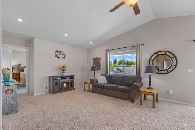 $390,000 | 935 Grelle Avenue, Lewiston, ID 83501