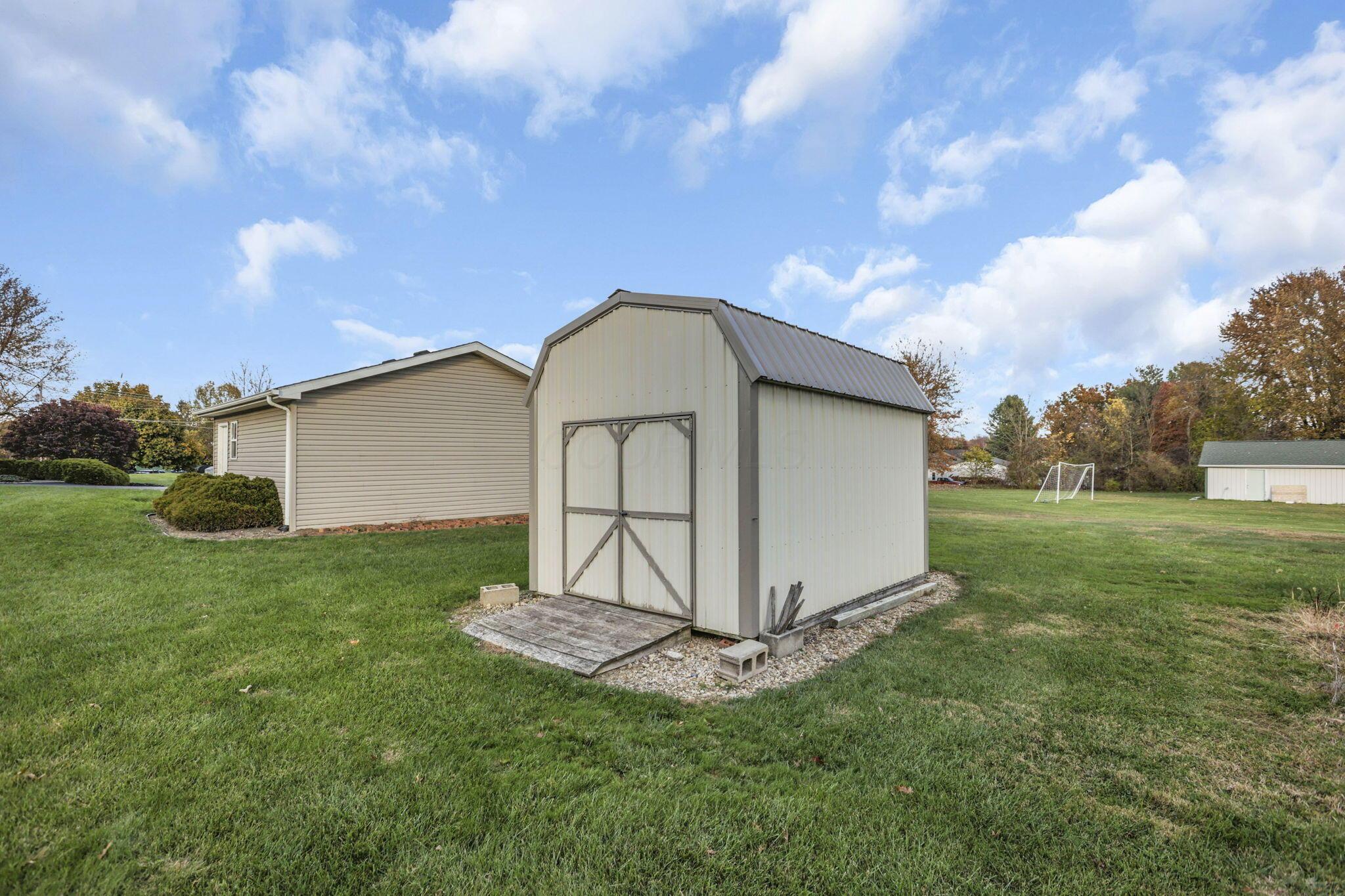 7017 Hollow Road Southwest Pataskala, OH 43062 - Photo 56 of 67 Shed