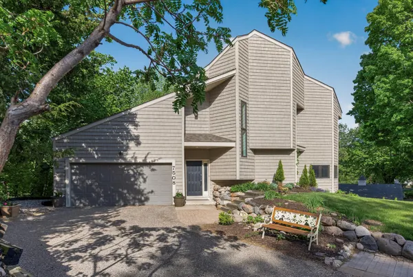 $695,000 | 7508 77th Street, Chaska, MN 55318