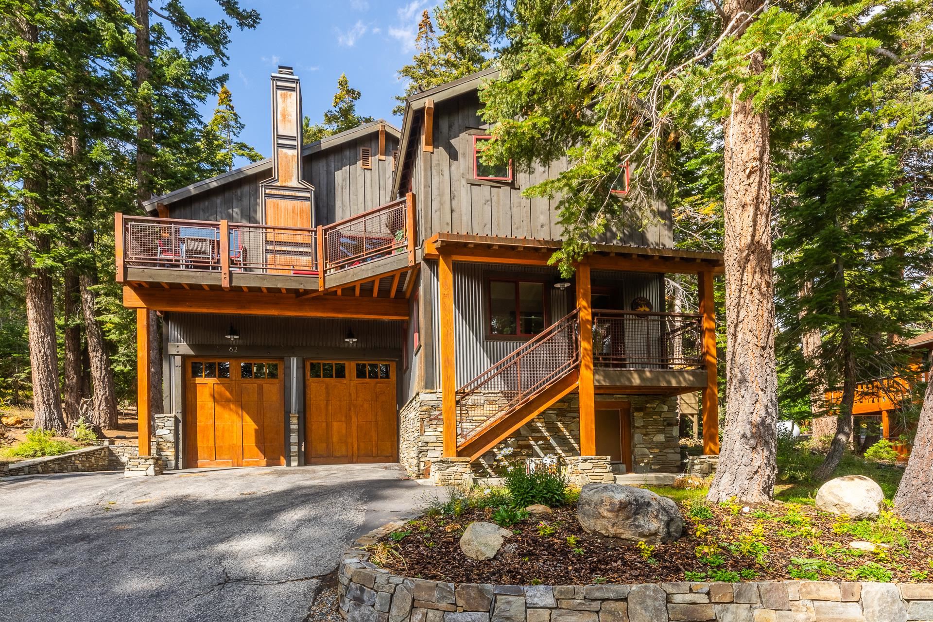 62 Cliff Circle Mammoth Lakes, CA 93546 - Photo 41 of 45 a view of a house with a park