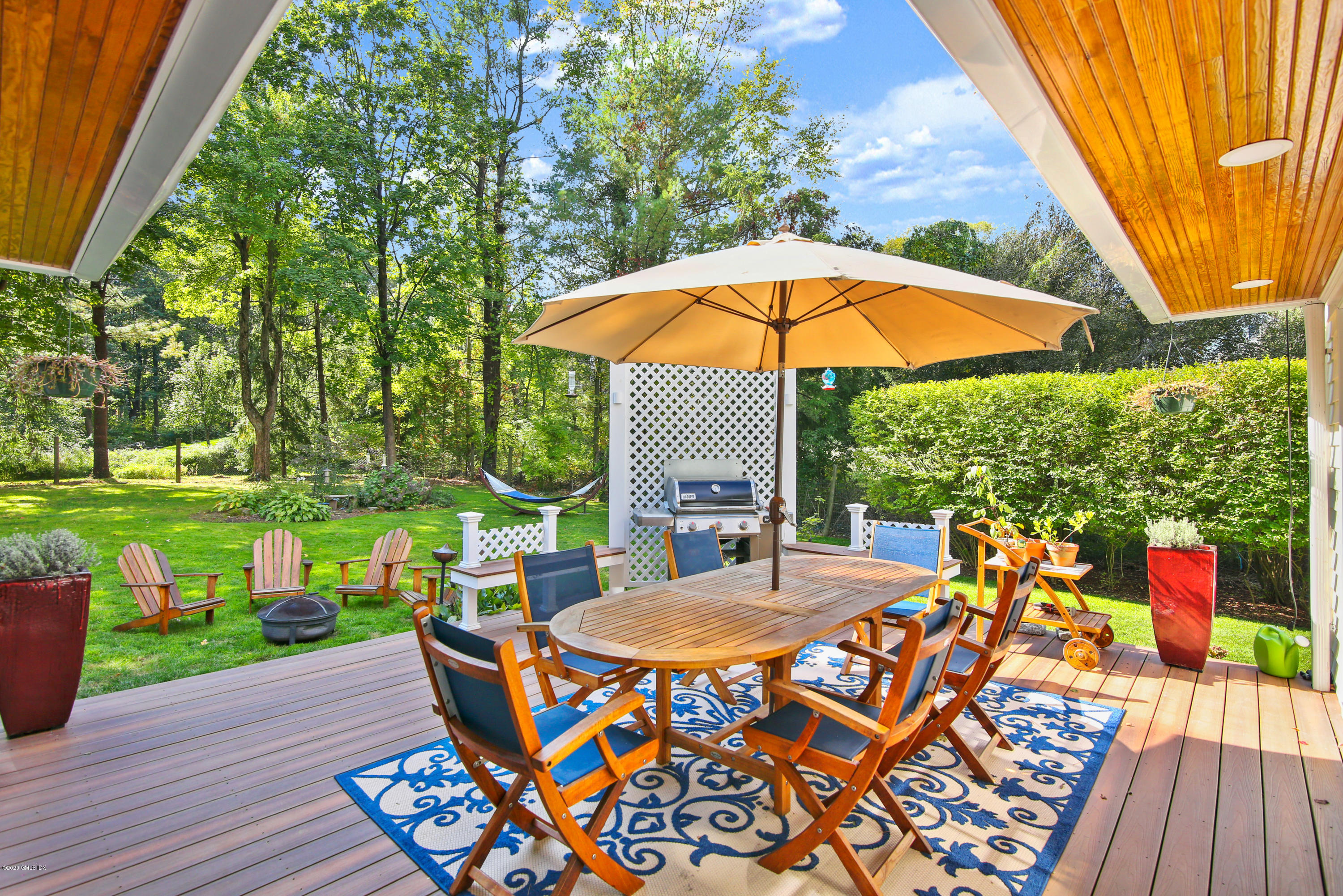 20 Scott Road Greenwich, CT 06831 - Photo 31 of 42 a outdoor view with a sitting space