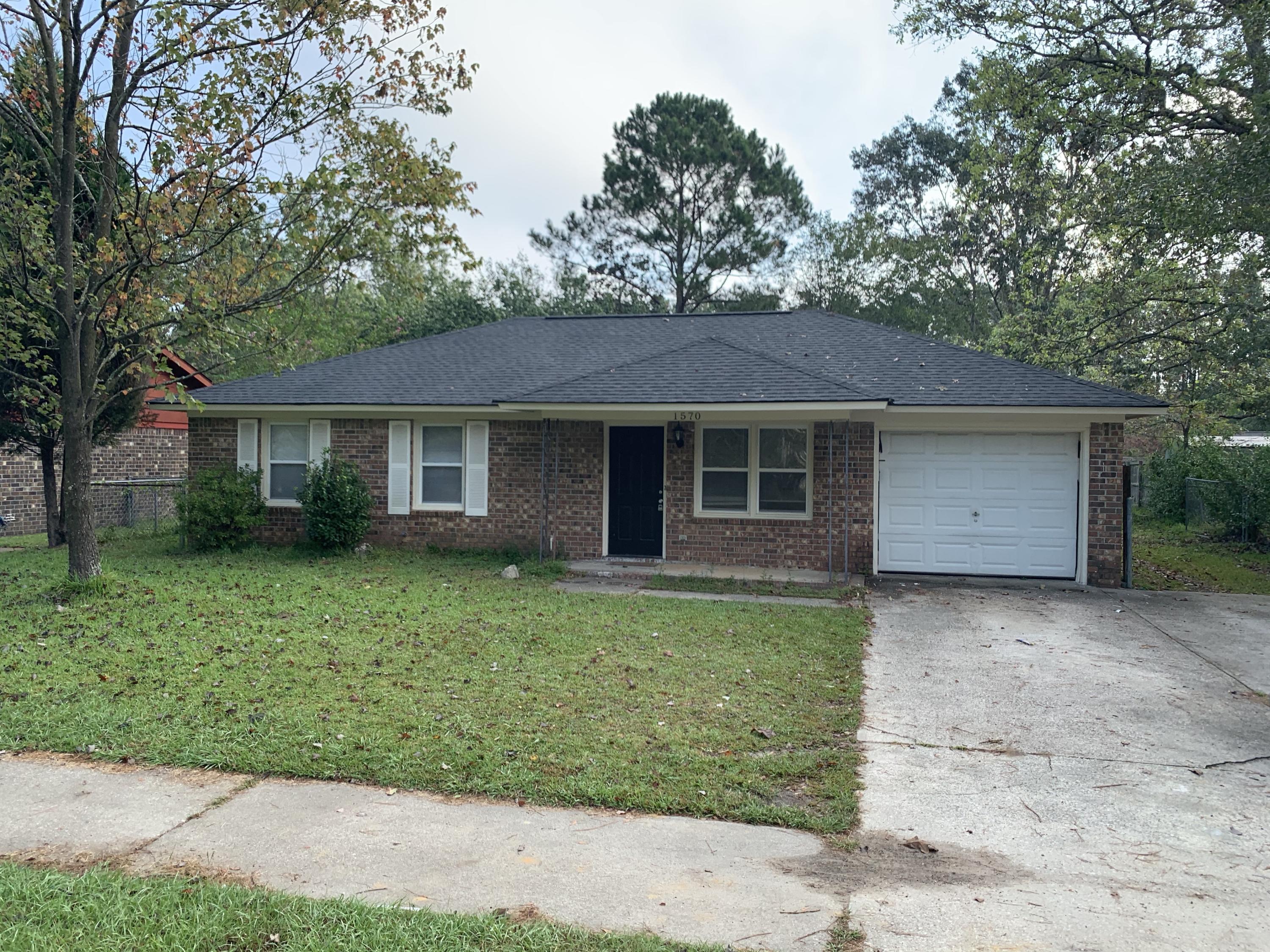 1570 Royle Road Summerville, SC 29486 - Photo 1 of 13 hypSq59JS9OG6s%UndwkXQ