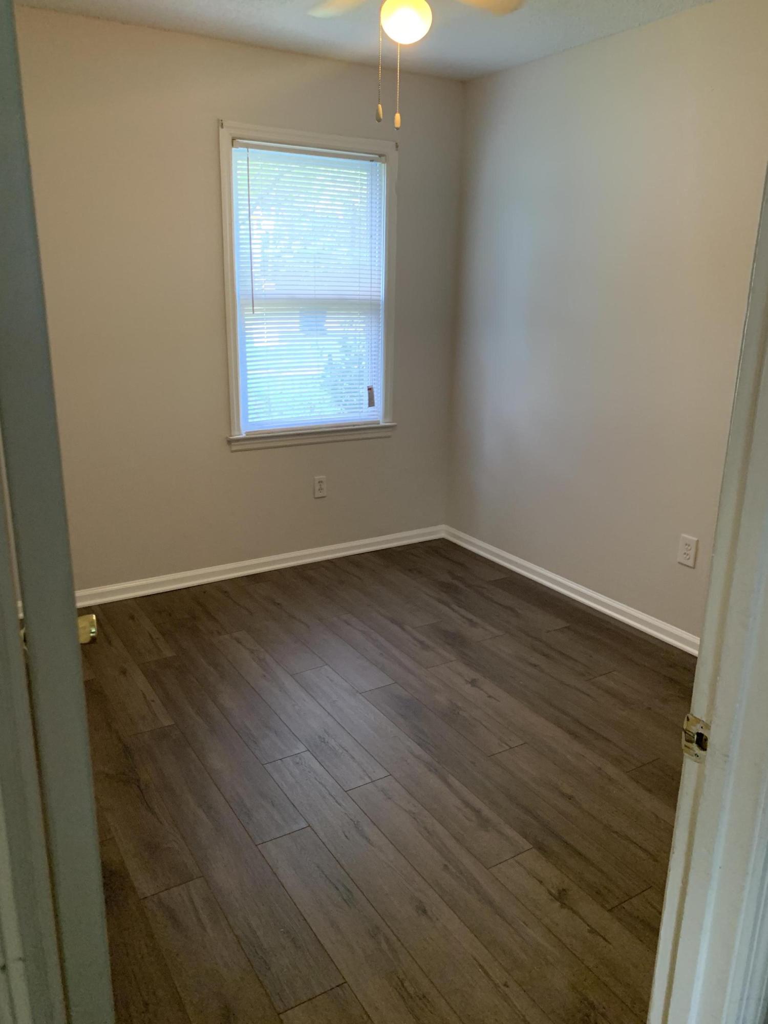 1570 Royle Road Summerville, SC 29486 - Photo 9 of 13 Wh9AagdcTGWI7%ck5rT3MA