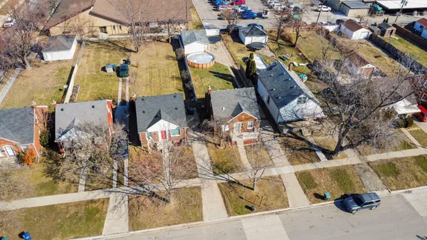 $200,000 | 1472 Philomene Boulevard, Lincoln Park, MI 48146