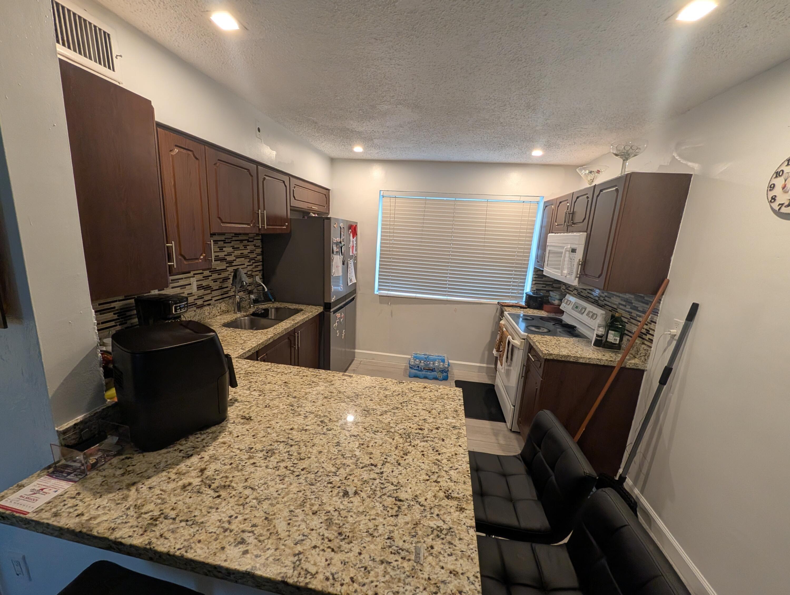 6104 Southwest 20th Street Miramar, FL 33023 - Photo 3 of 9 PXL_20260318_210746552