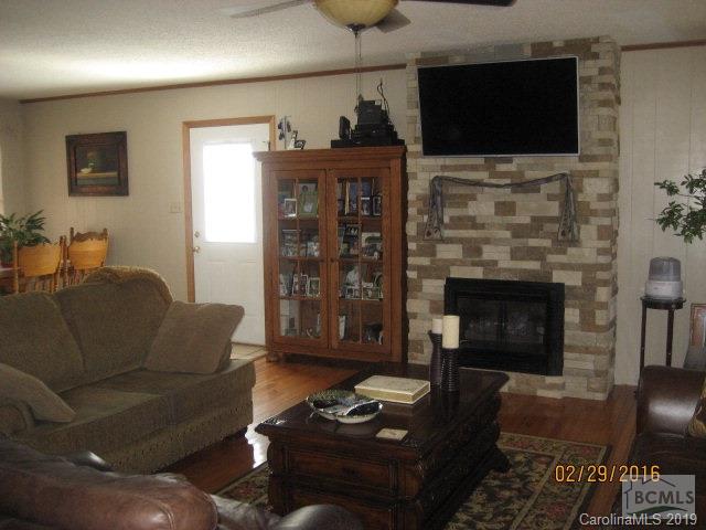 1072 Hidden View Loop Marion, NC 28752 - Photo 3 of 23 Gallery Image 3