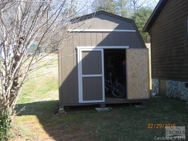 1072 Hidden View Loop Marion, NC 28752 - Photo 22 of 23 Gallery Image 22