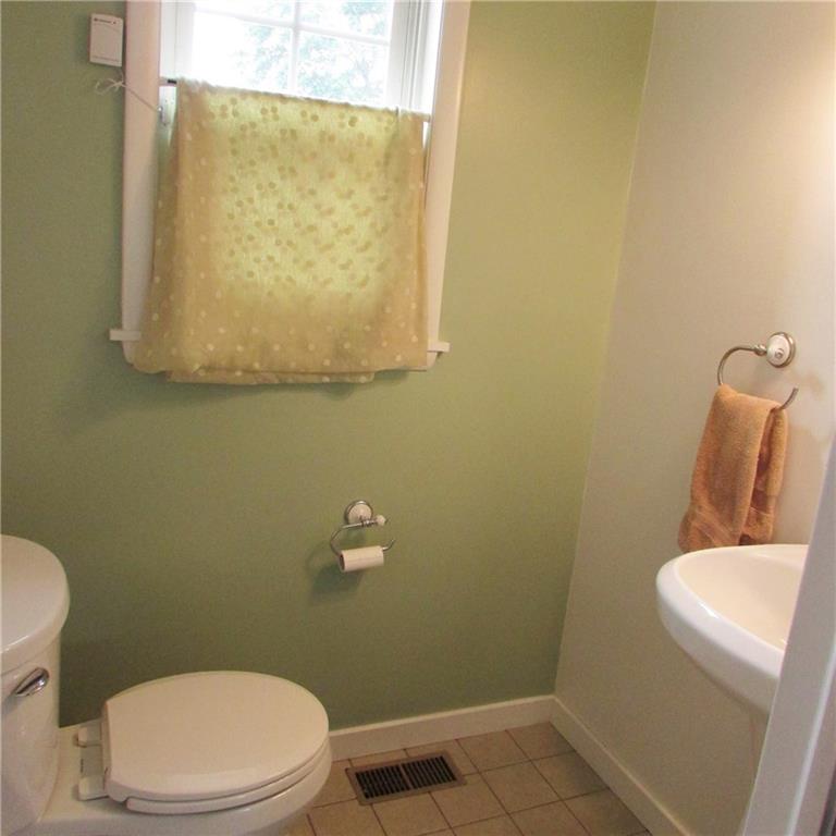 501 Nichols Road Pittsburgh, PA 15237 - Photo 12 of 24
