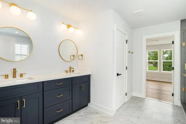 $989,999 | 1 Woodbrook Lane, Plymouth Meeting, PA 19462