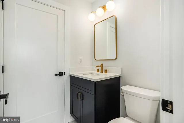 $989,999 | 1 Woodbrook Lane, Plymouth Meeting, PA 19462