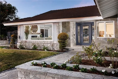$5,395,000 | 3500 Surfview Lane, Corona del Mar, CA 92625