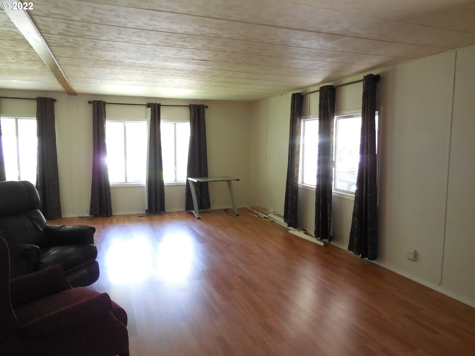 53785 West Crockett Road Milton Freewater, OR 97862 - Photo 5 of 14 a view of livingroom with furniture and windows