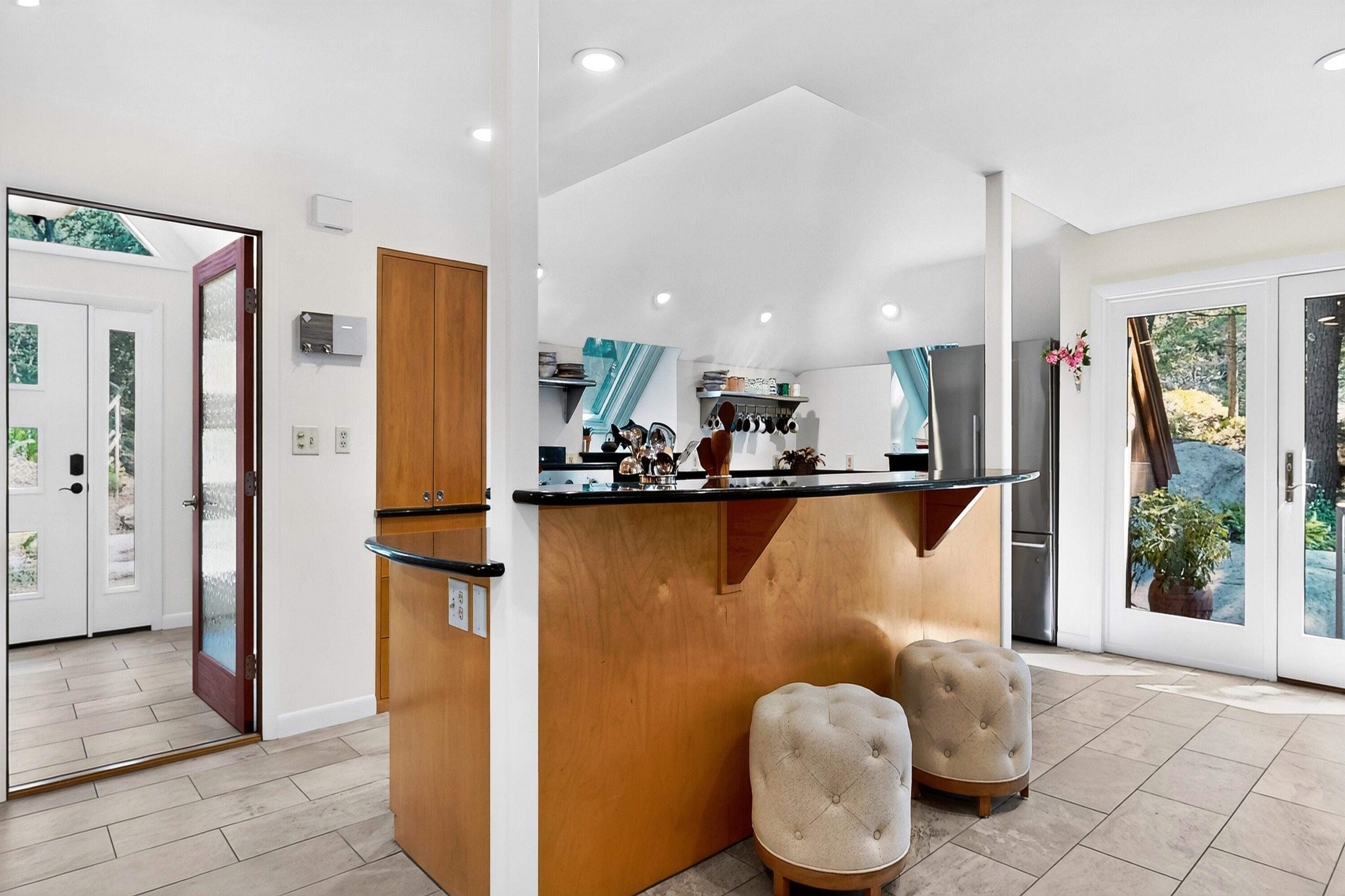 57 Andersen Road Raymond, ME 04071 - Photo 5 of 48 5