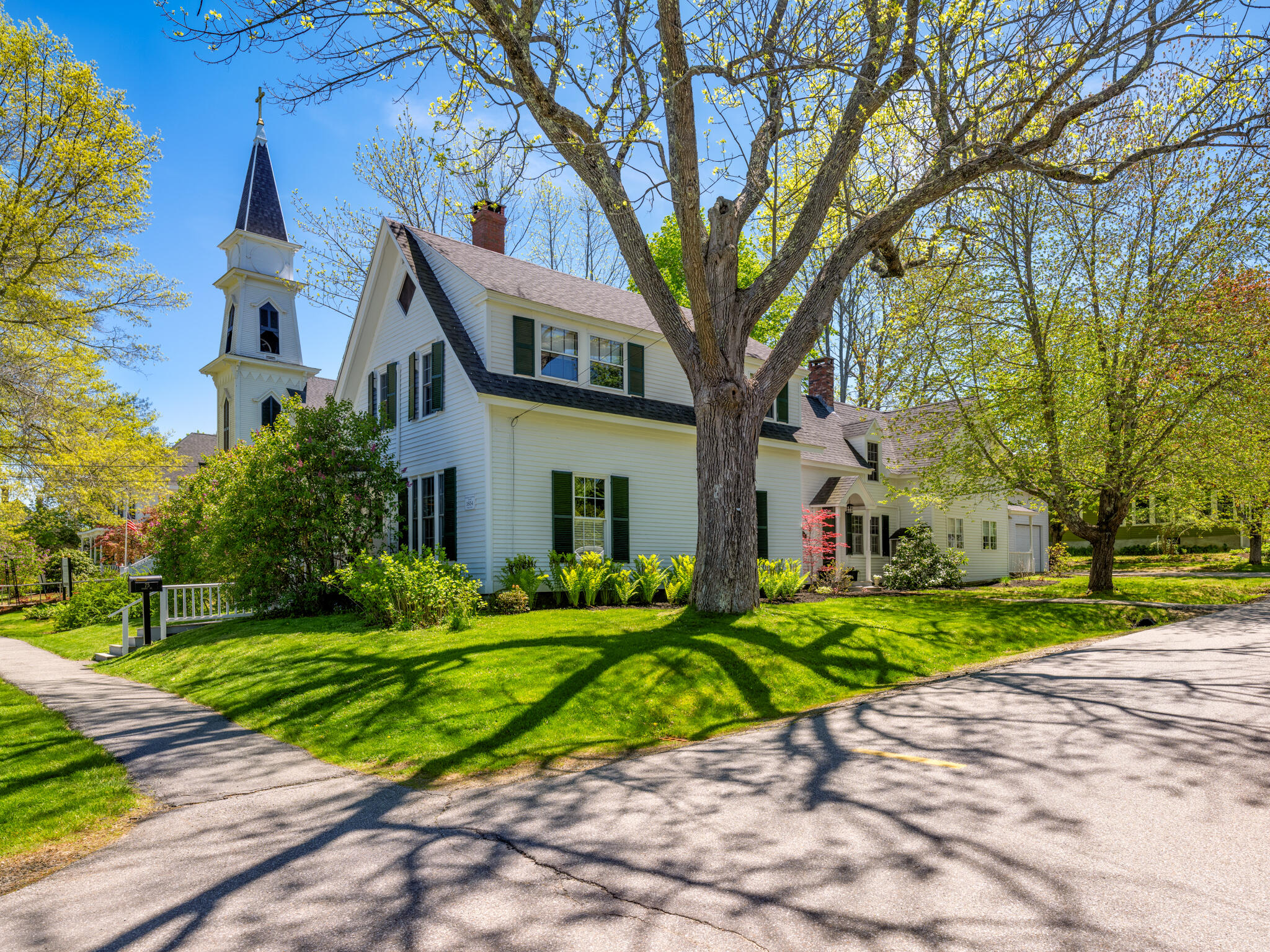 75 Court Street Belfast, ME 04915 - Photo 87 of 94 Completely Painted w/ New Roof Shingles