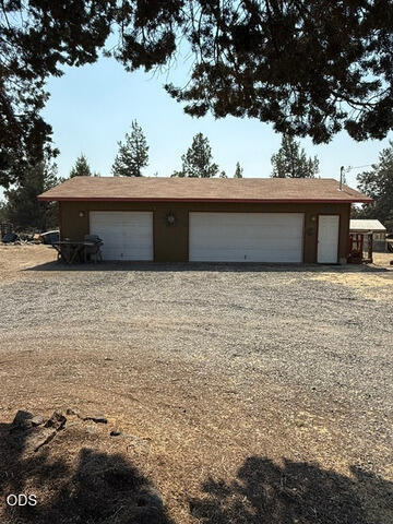 15538 Rainbow Road Terrebonne, OR 97760 - Photo 4 of 10