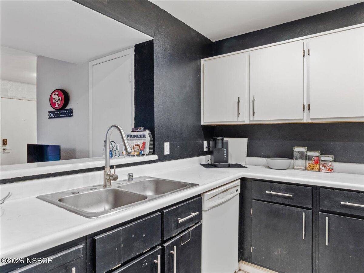 2403 Country Lane Santa Maria, CA 93455 - Photo 13 of 34 22-DSC02398