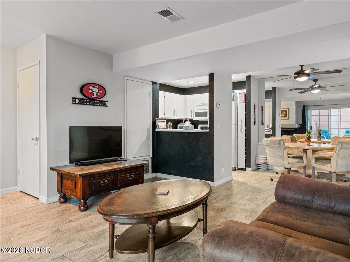 2403 Country Lane Santa Maria, CA 93455 - Photo 7 of 34 15-DSC02363