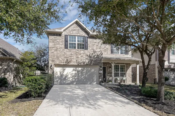 $488,000 | 10 Canterborough Place, Tomball, TX 77375