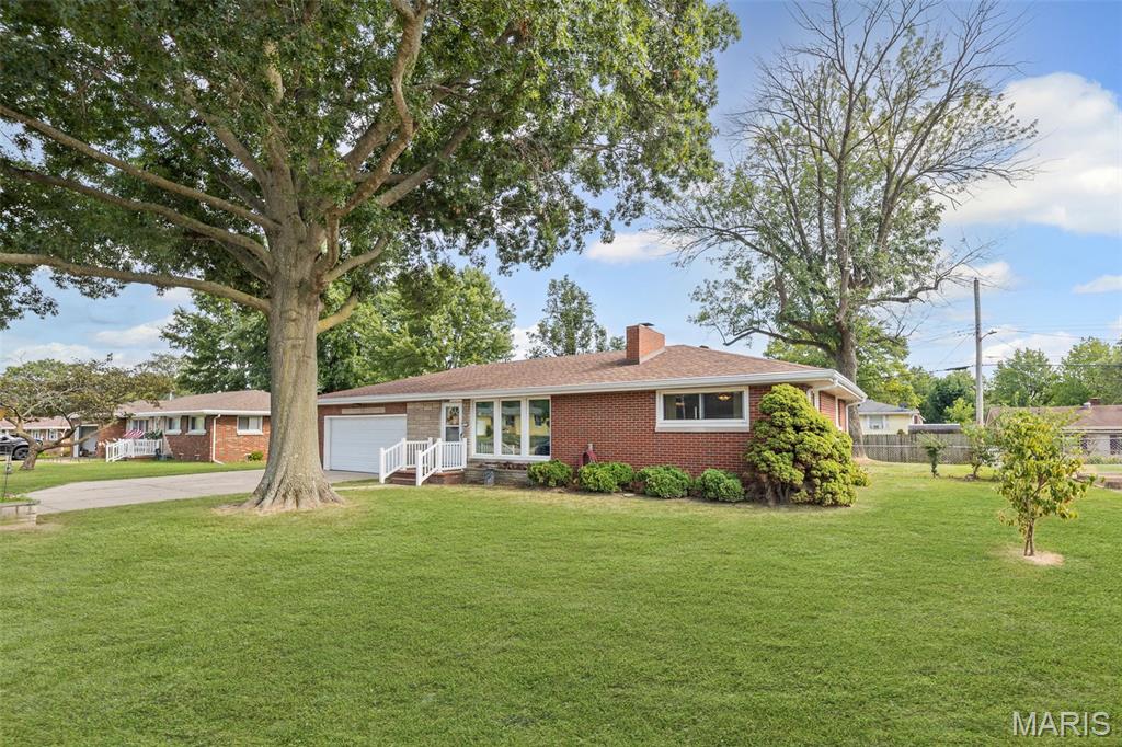 5112 Humbert Road Alton, IL 62002 - Photo 4 of 28