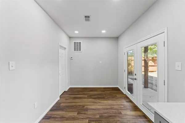 $2,450 | 4826 Brooklawn Drive, Houston, TX 77066