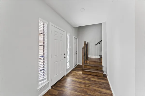 $2,550 | 4826 Brooklawn Drive, Houston, TX 77066