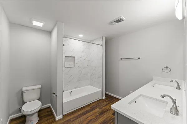 $2,550 | 4826 Brooklawn Drive, Houston, TX 77066