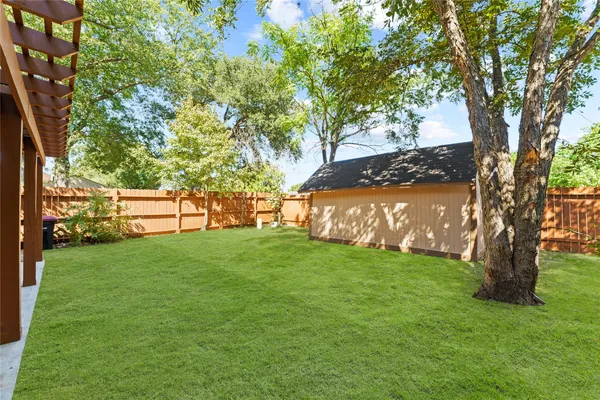 $2,550 | 4826 Brooklawn Drive, Houston, TX 77066