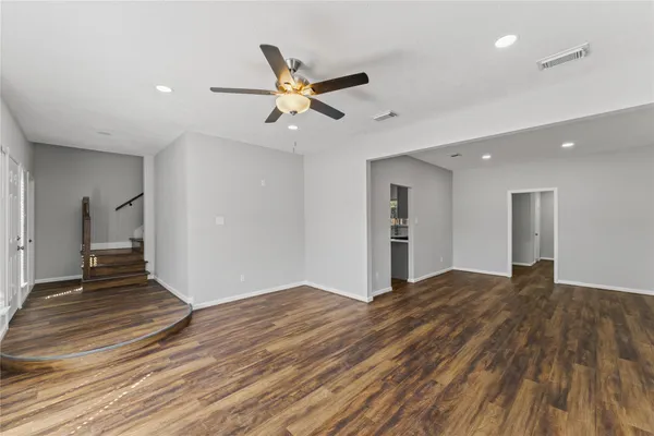 $2,550 | 4826 Brooklawn Drive, Houston, TX 77066