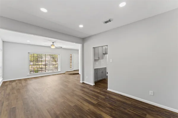 $2,550 | 4826 Brooklawn Drive, Houston, TX 77066