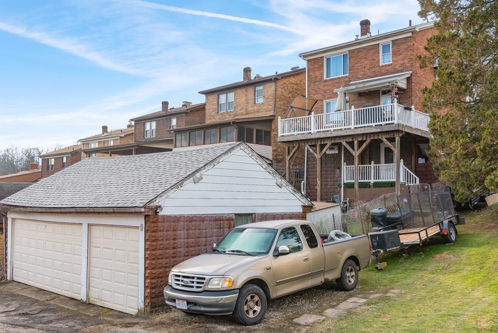 203 East Garden Road Pittsburgh, PA 15227 - Photo 4 of 23 Gallery Image 4
