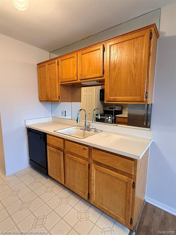 22242 Edgewater, Unit 146 Novi, MI 48375 - Photo 7 of 37