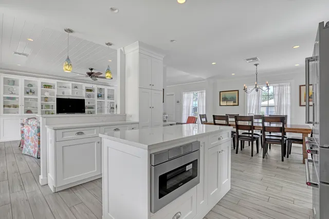 $1,995,000 | 219 Claremont Lane, Palm Beach Shores, FL 33404