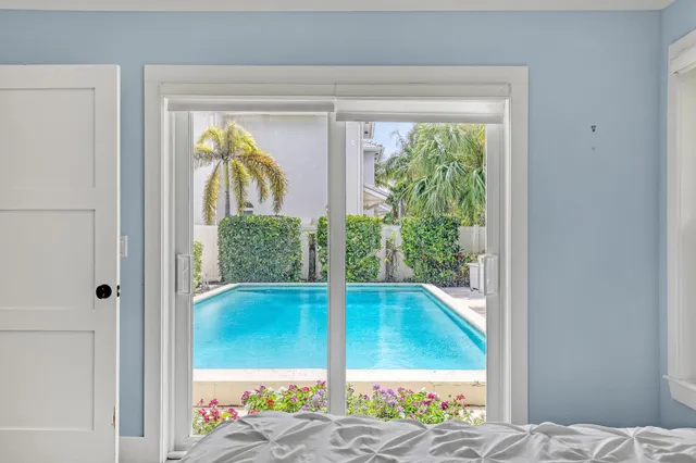 $1,995,000 | 219 Claremont Lane, Palm Beach Shores, FL 33404