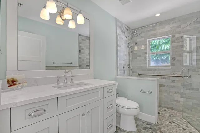 $1,995,000 | 219 Claremont Lane, Palm Beach Shores, FL 33404