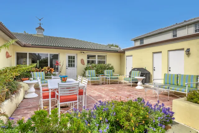 $1,995,000 | 219 Claremont Lane, Palm Beach Shores, FL 33404