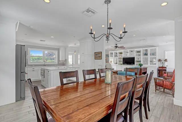 $1,995,000 | 219 Claremont Lane, Palm Beach Shores, FL 33404