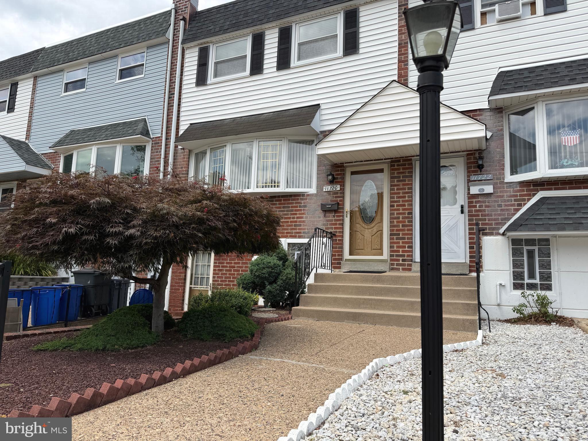 11720 Corry Road Philadelphia, PA 19154 - Photo 2 of 36