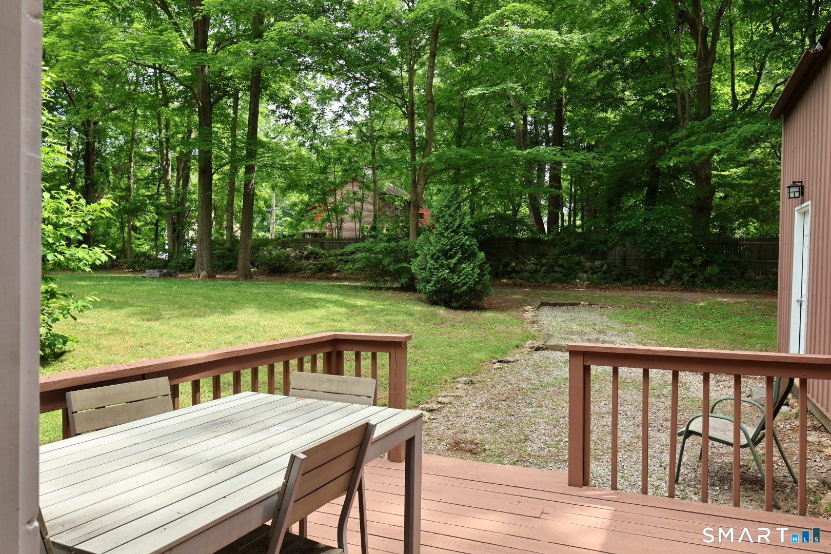 77 North High Street Clinton, CT 06413 - Photo 28 of 34