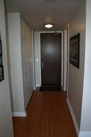 655 West Irving Park Road, Unit 5209 Chicago, IL 60613 - Photo 10 of 15 a view of hallway