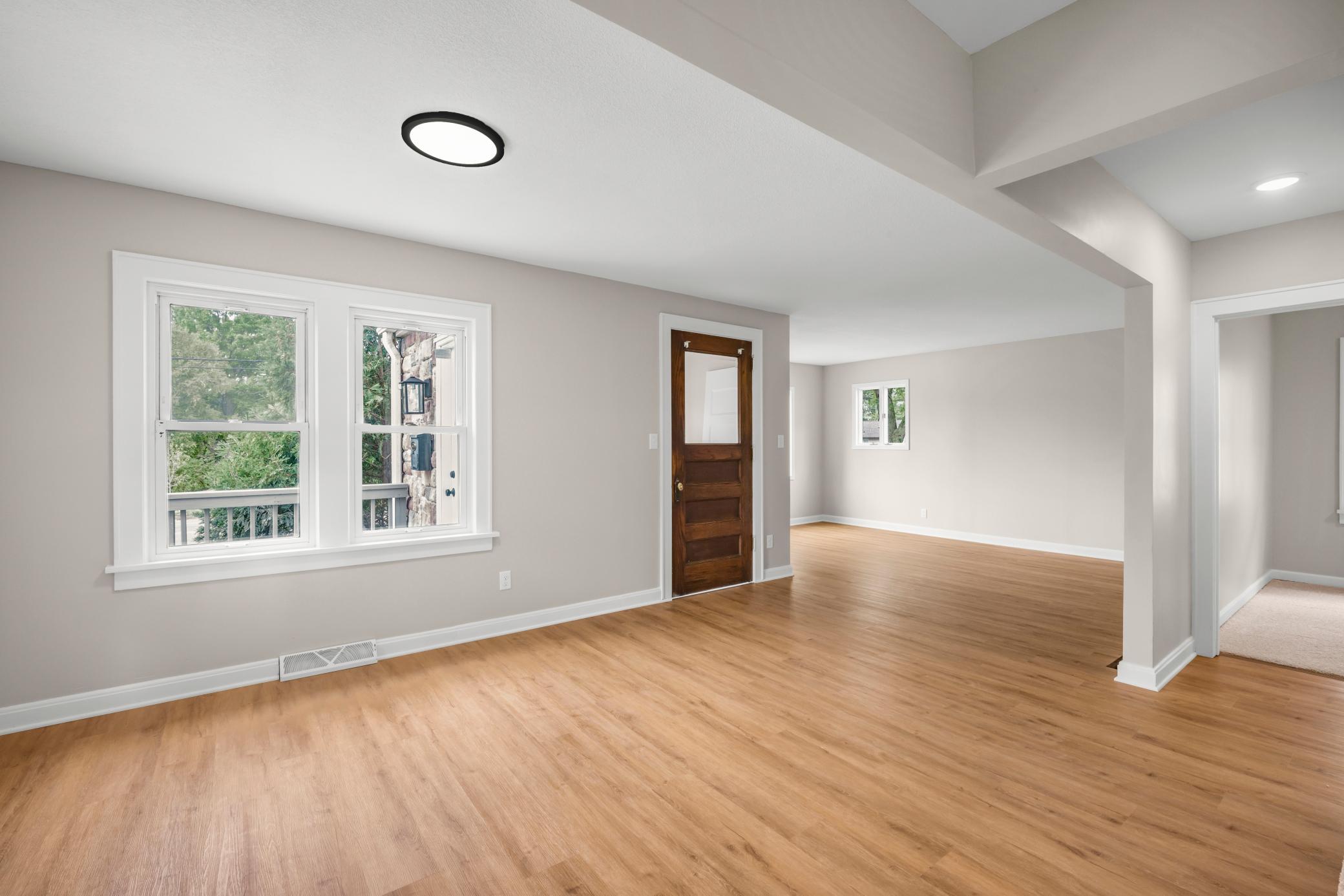 756 McKnight Road North Maplewood, MN 55119 - Photo 6 of 26 Gallery Image 6