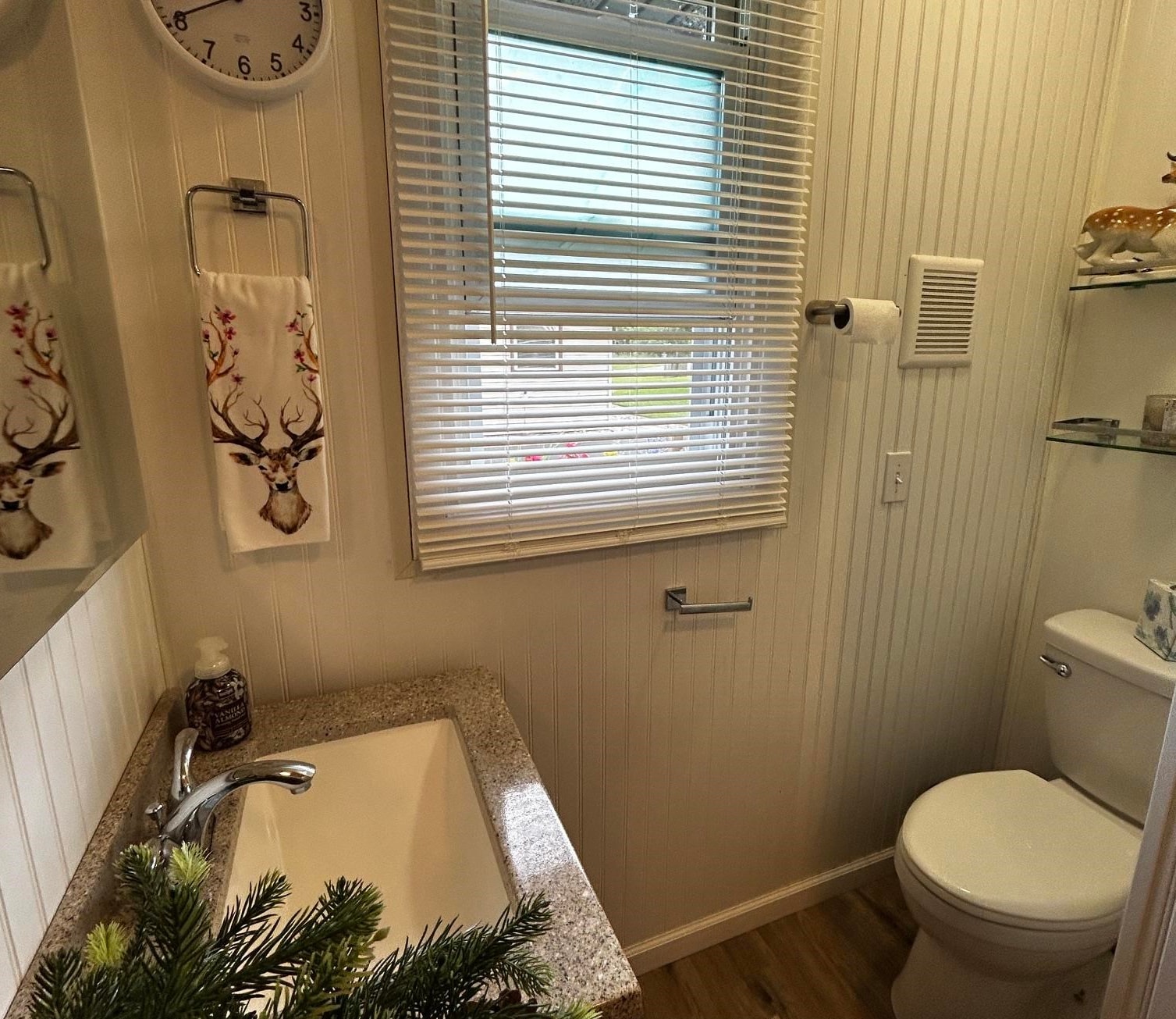 5403 Kings Way Gladwin, MI 48624 - Photo 15 of 19