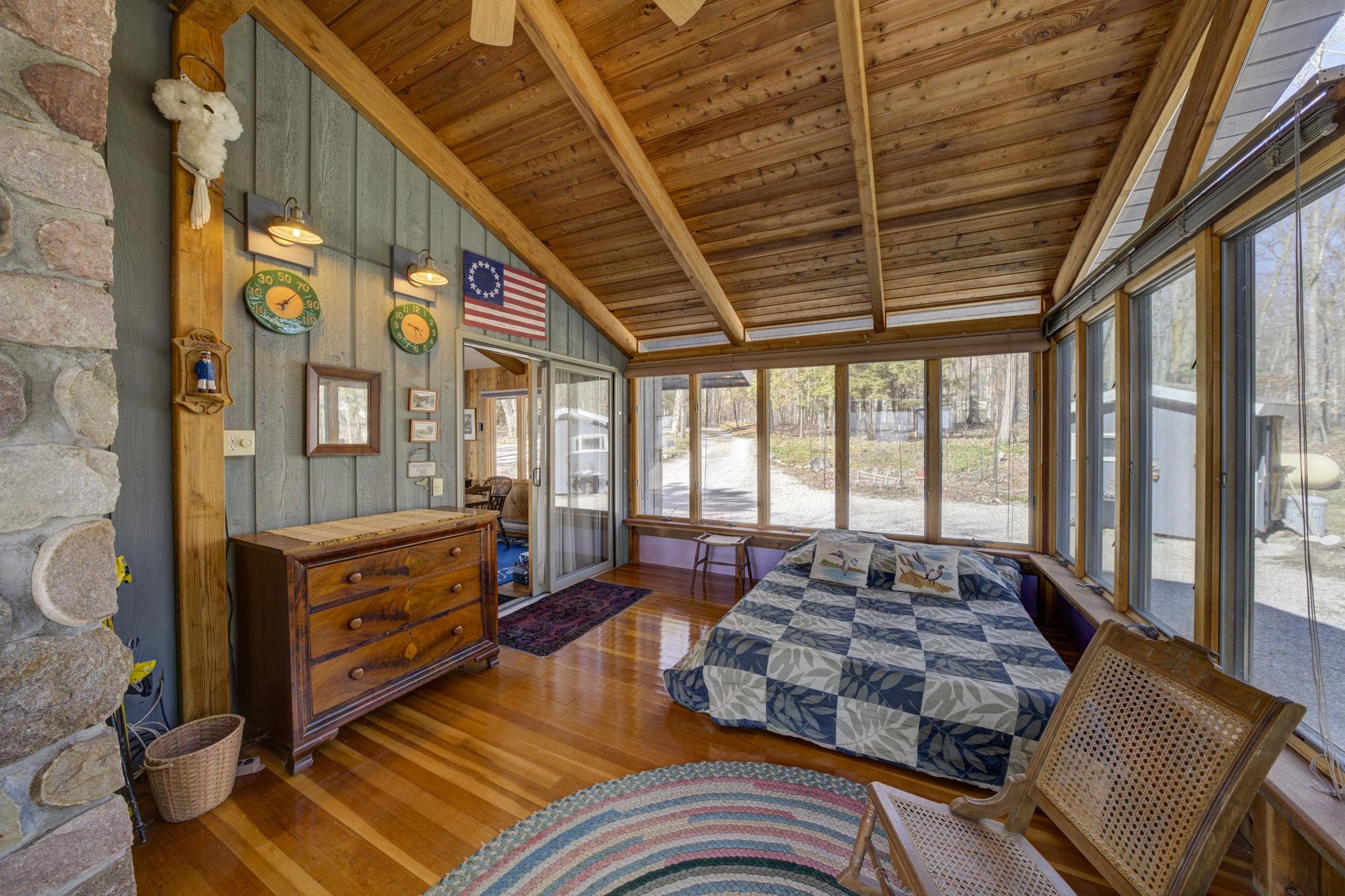 4152 North Omena Point Road Omena, MI 49674 - Photo 16 of 46