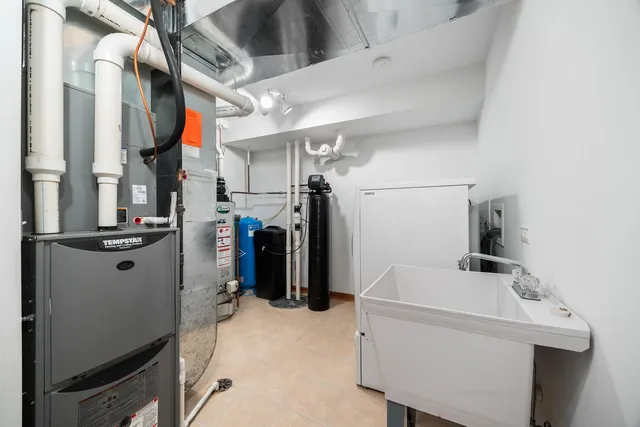 a room with lots of appliances