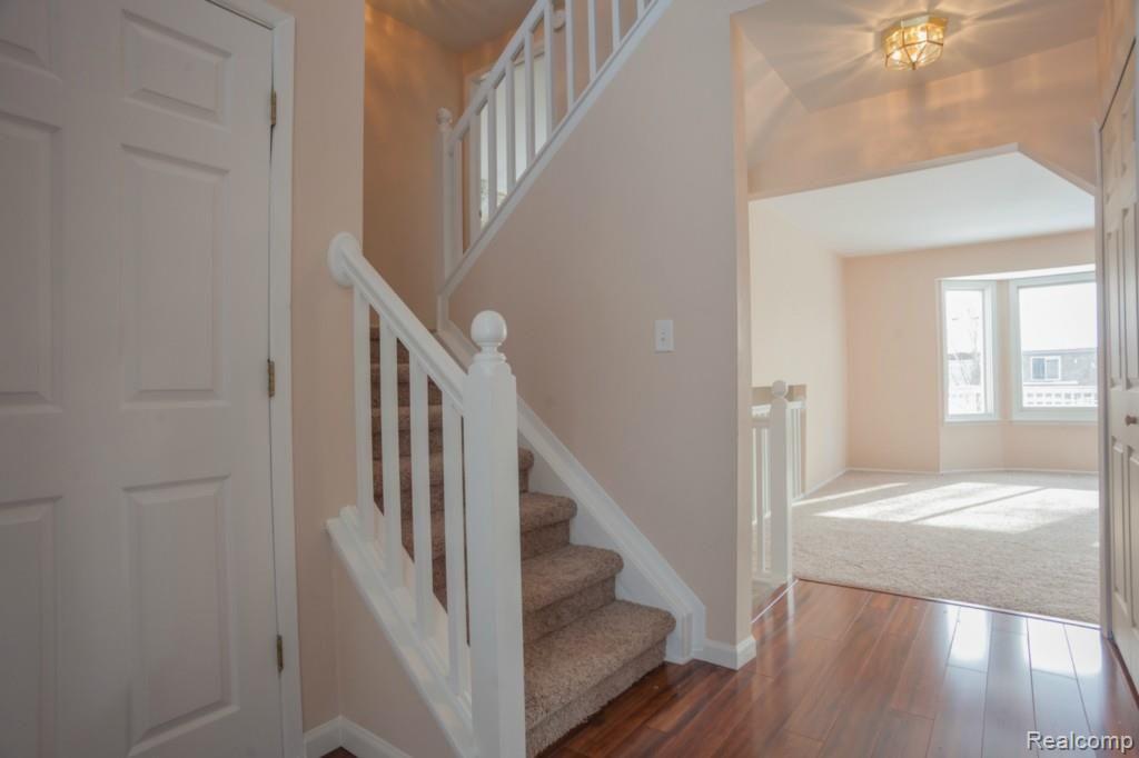 42419 Old Bridge Road Canton, MI 48188 - Photo 16 of 51 IMG_3440.jpg