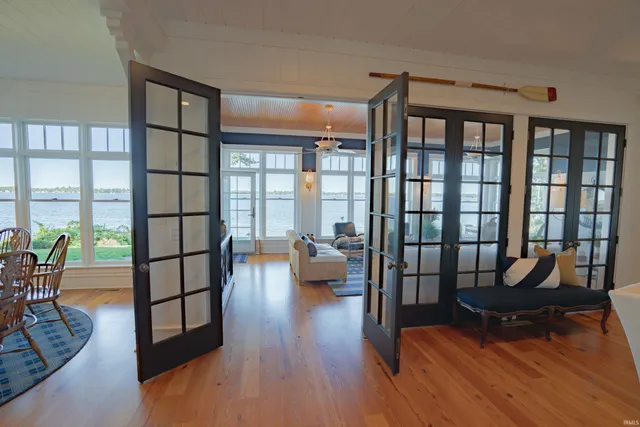 $7,200,000 | 10712 North Southshore Drive, Syracuse, IN 46567