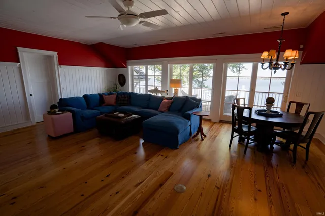 $7,200,000 | 10712 North Southshore Drive, Syracuse, IN 46567