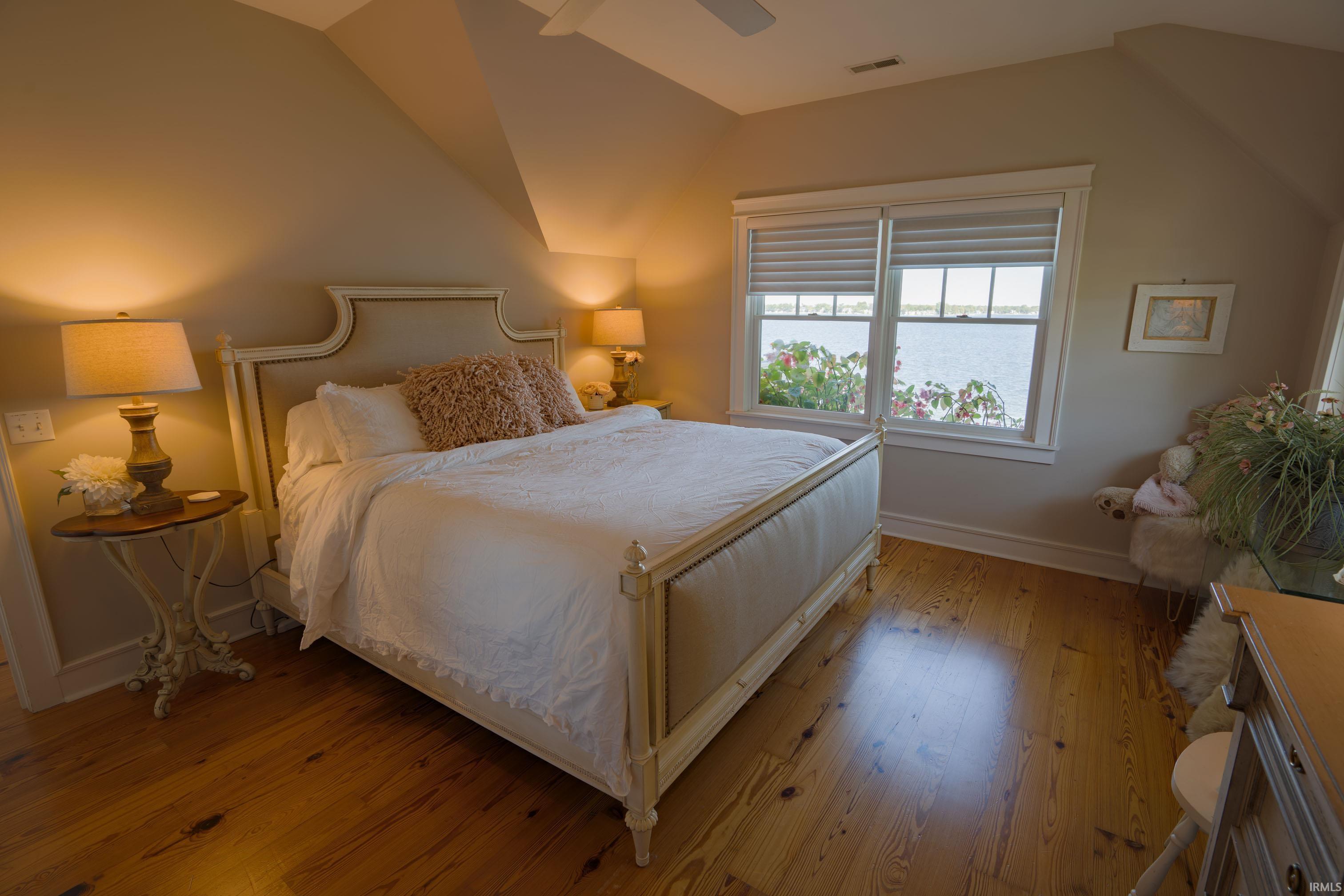 10712 North Southshore Drive Syracuse, IN 46567 - Photo 23 of 36