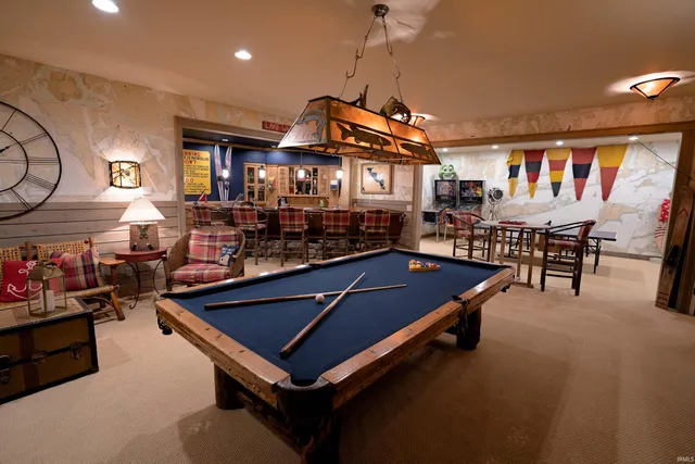 $7,200,000 | 10712 North Southshore Drive, Syracuse, IN 46567